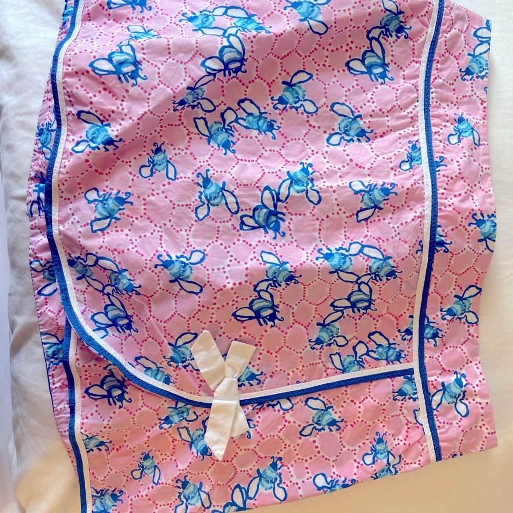 Lilly Pulitzer bee skort